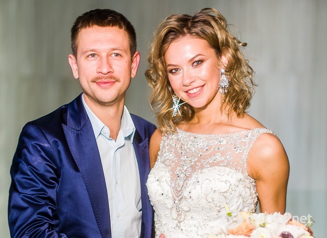 Дмитрий Ступка и Полина Логунова поженились
