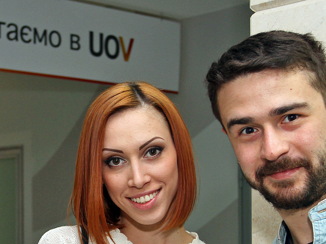 Алёна Мун, Паша Парфений