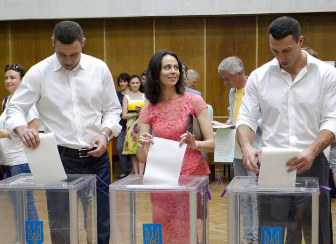 Владимир Кличко, Виталий Кличко, Наталья Кличко