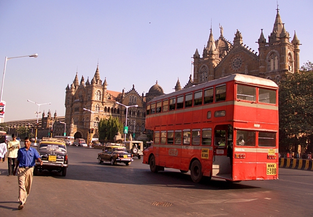 Достопримечательности Мумбаи: улица Дадабхаджи Наороджи
