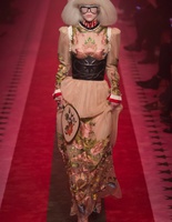 Коллекция Gucci весна-лето 2017