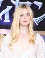 Анджелина Джоли и Эль Фаннинг