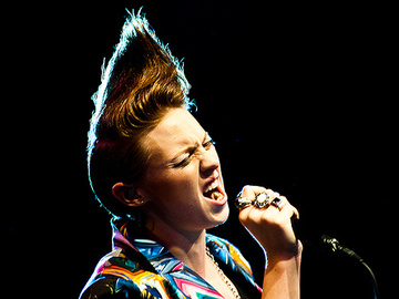 la roux v&r