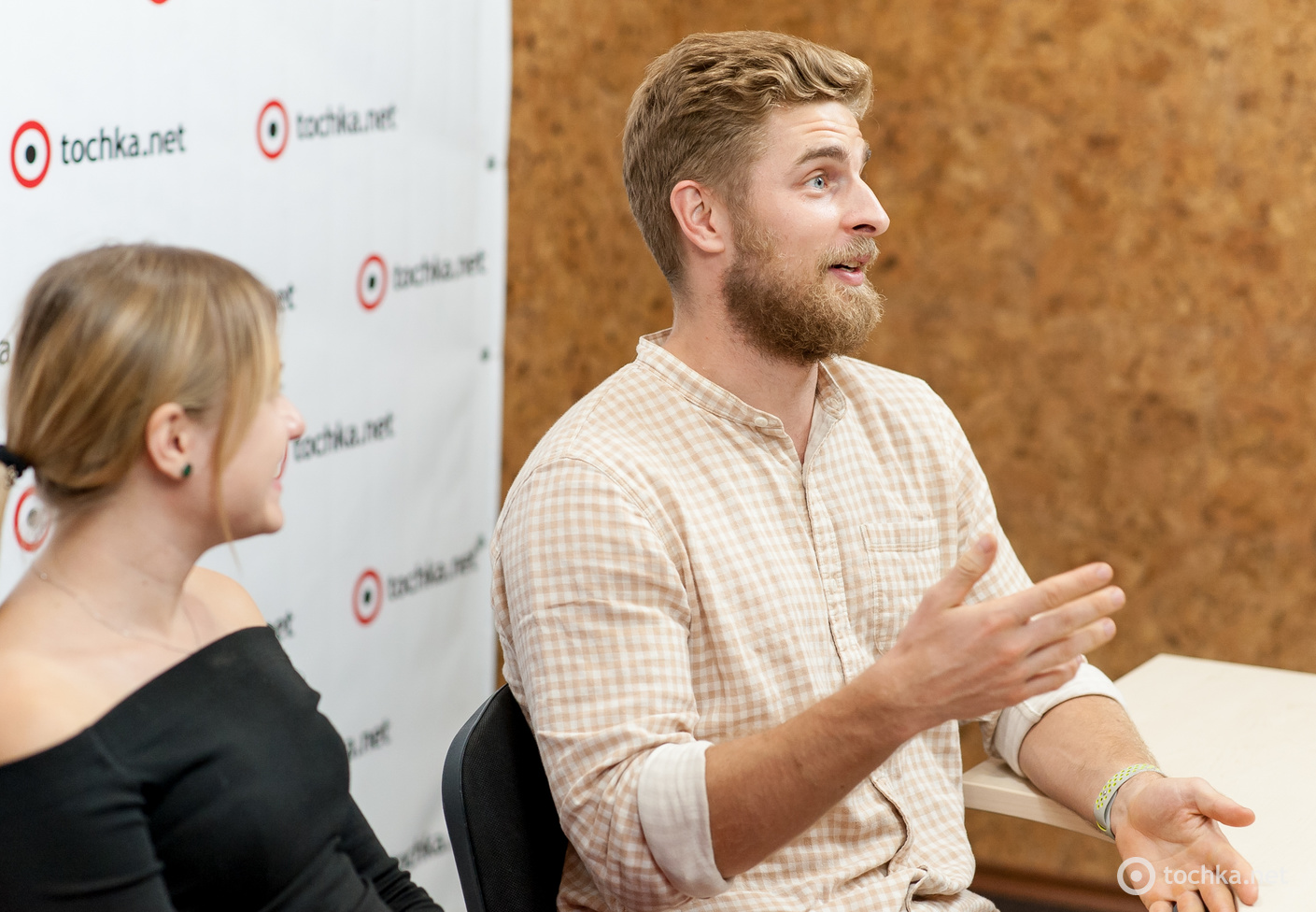 Міла Киселиця (актриса і директор театру тіней VERBA SHADOW) і Руслан Бокач (актор і технічний директор театру VERBA SHADOW)