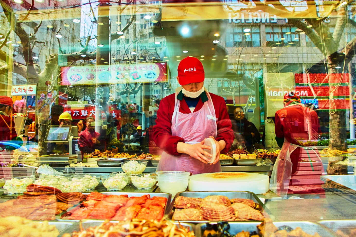 Інший Всесвіт очима популярного фотографа Андрія Саримсакова. Шанхай