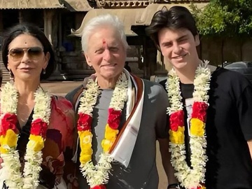 Майкл Дуґлас і Кетрін Зета-Джонс улаштували "огляд пам'яток" в Індії