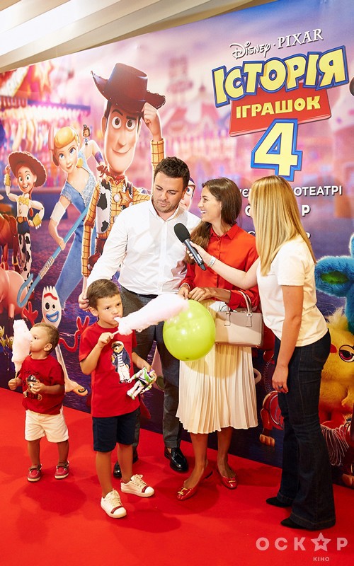 В Киеве прошла премьера фильма "История игрушек-4"