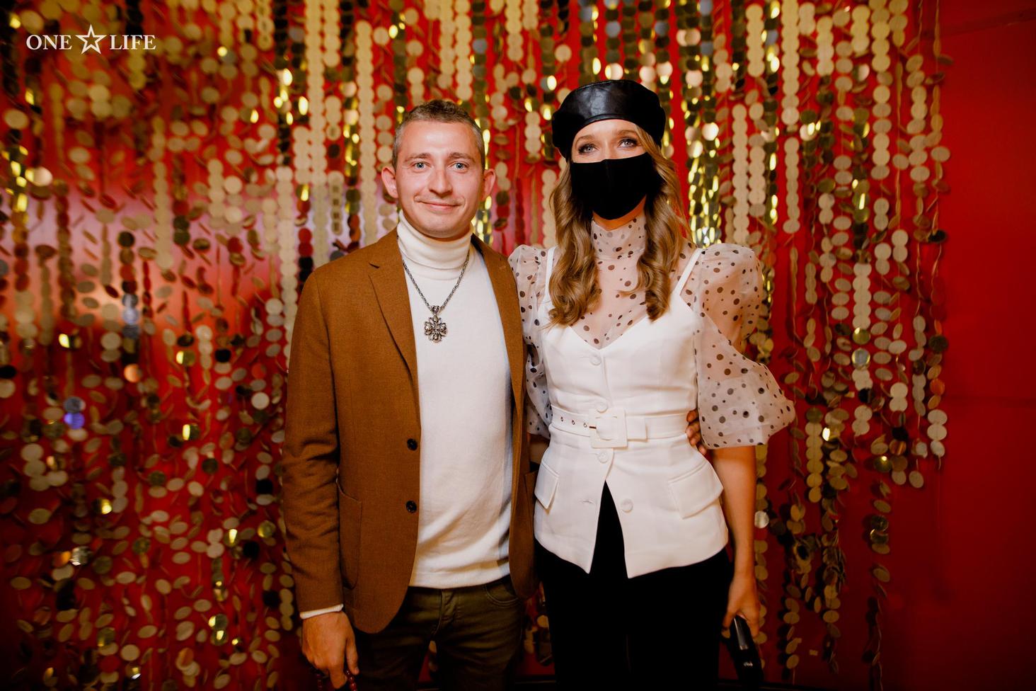 Презентация книги и сериала "Велике коло"