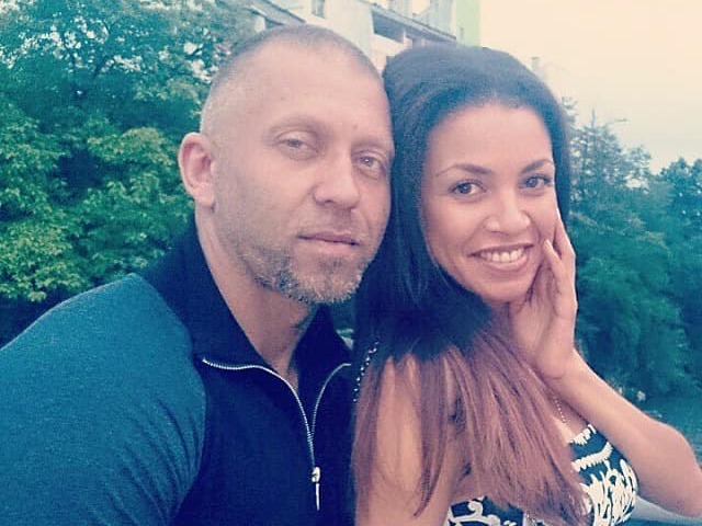 Полина Ололо с Серегой