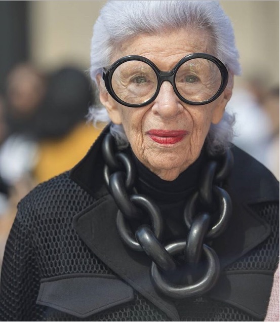 Фешн-блогер Айріс Апфель