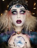 Холодная сердцем: потрясающие "ледяные" боди-арты от голливудского визажиста