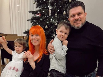 Тарабарова розповіла, як старші діти відреагували на її третю вагітність