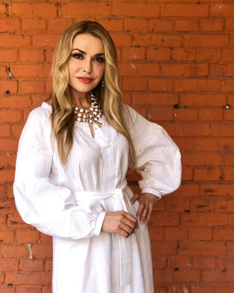 Коллекция вышиванок Ольги Сумской