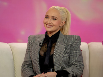 Панеттьєр показала фото з відпустки на тлі чуток про повернення в реабілітаційний центр