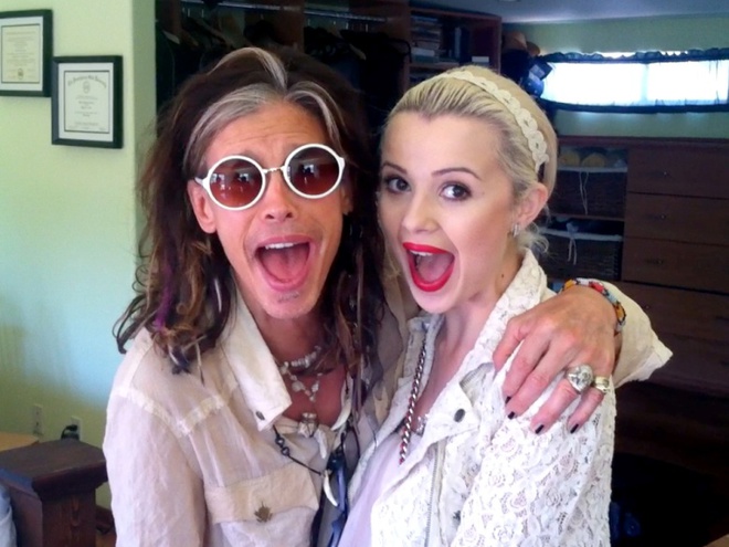 Міка Ньютон