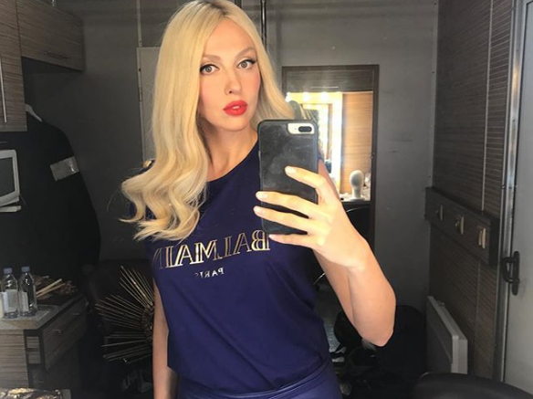 Оля Полякова