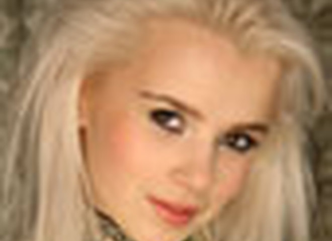 Мика Ньютон