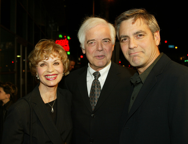 Джордж Клуні з батьками
