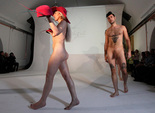 показ Robyn Coles