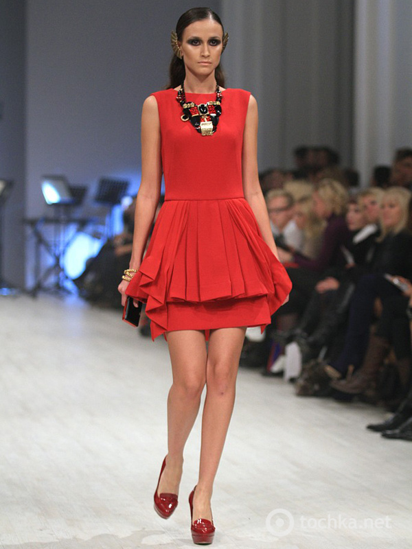 Показ ANDRE TAN