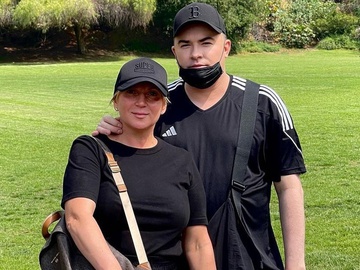 "Красунчик і дуринда": Данилко й Білоконь потішили оригінальним головним убором