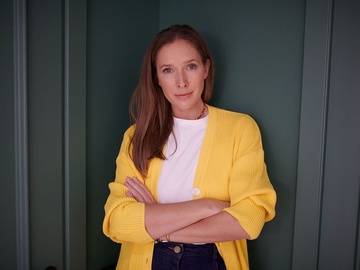 Осадча поділилася архівними фото з часів третьої вагітності