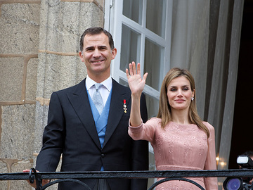 Королева Іспанії Летиція в сукні від Zara
