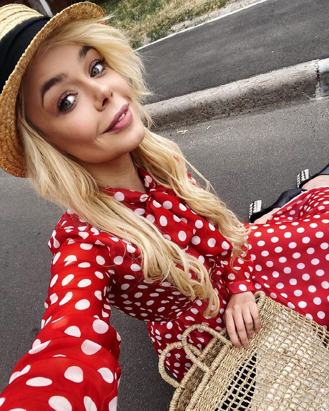 Алина Гросу