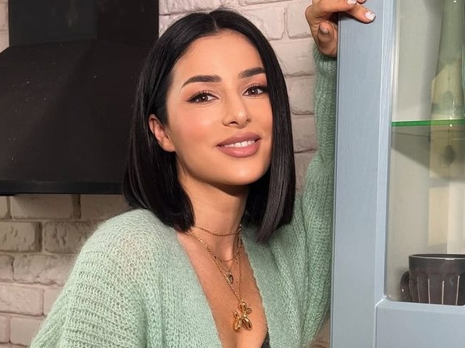 Злата Огнєвіч зняла на відео, як фарбує яйця на Великдень