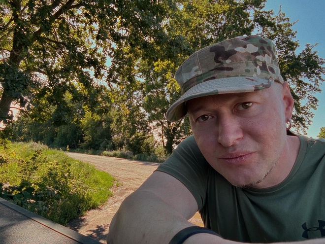 Лідер «Бумбоксу» Хливнюк розсекретив, де він зараз проходить службу