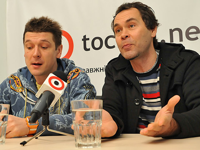 Два товарища