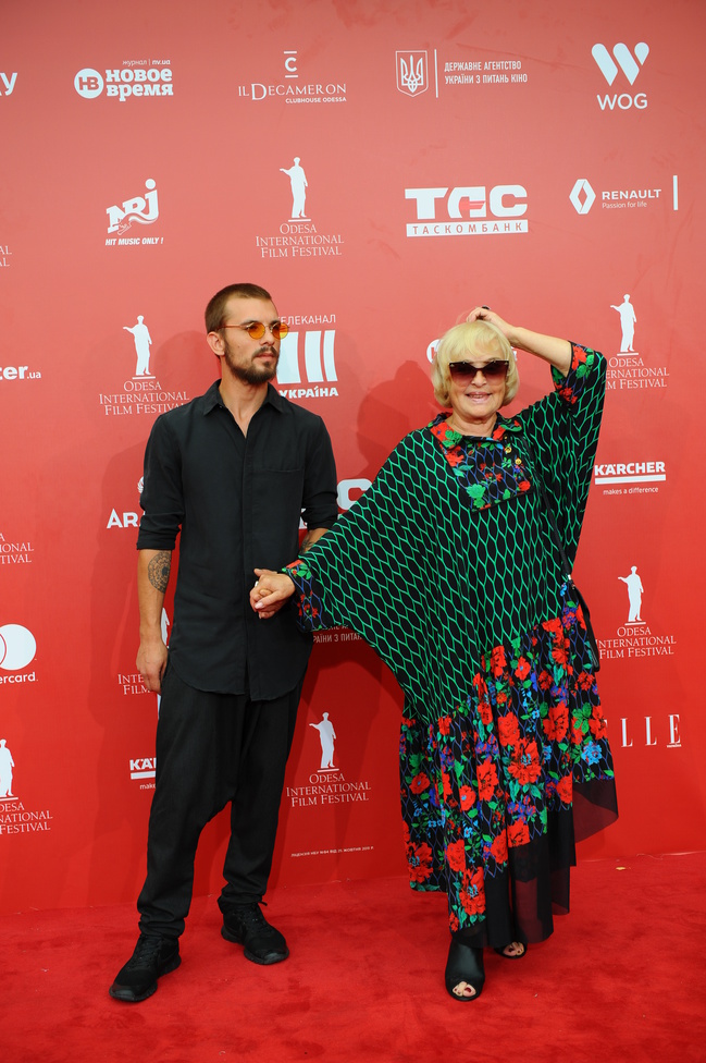 ОМКФ 2018: подробности церемонии открытия и звёздные гости Красной дорожки