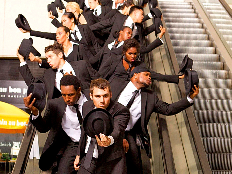 Кадры из фильма "Шаг вперед 4: революция"