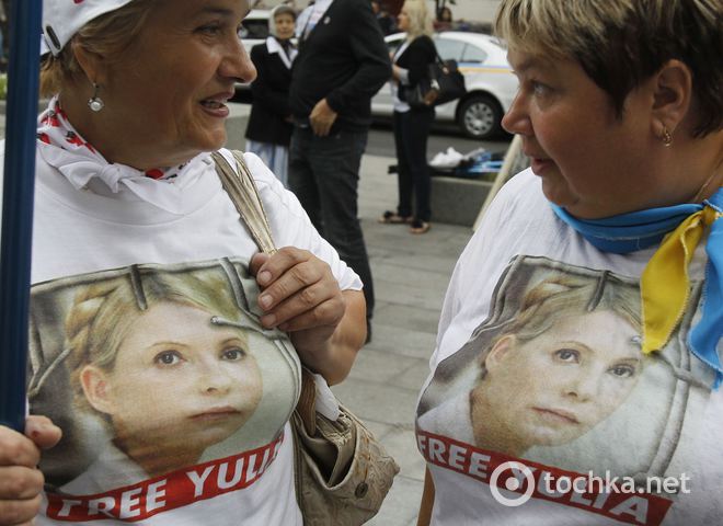 Тимошенко не радять їхати у суд