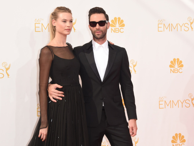 Адам Лівайн і Бехаті Прінслу (Cover)