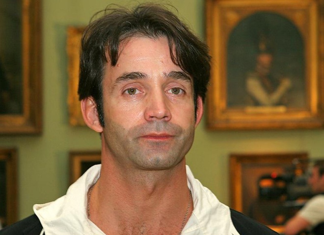 Дмитрий Певцов