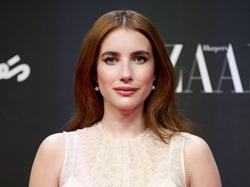 Емма Робертс на честь Різдва поділилася рідкісним фото із сином