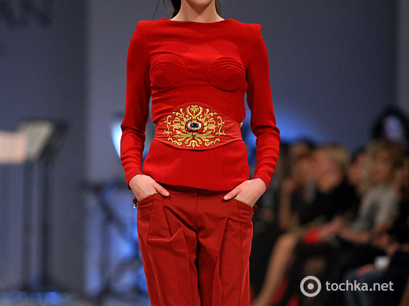 Показ ANDRE TAN