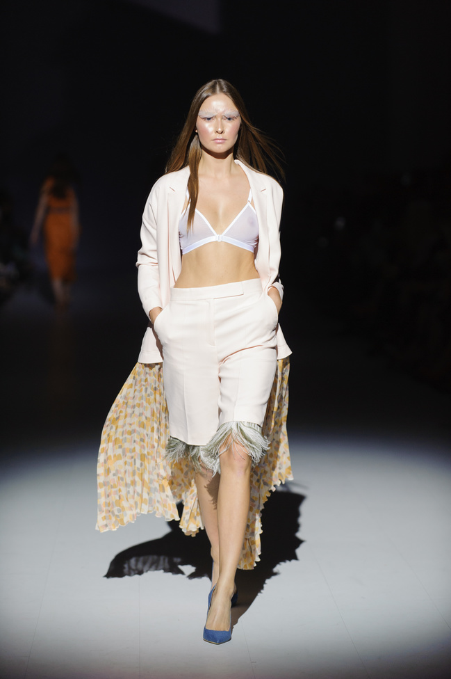 UFW SS 2017: коллекция THE COAT BY KATYA SILCHENKO