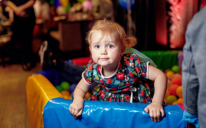 Слава из неангелов с супругом