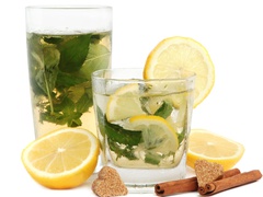 Смакуй чай по-королівськи з коханою людиною.