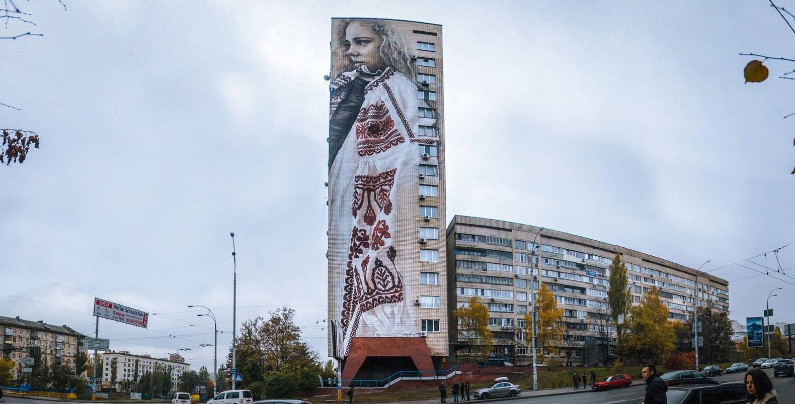 Прекрасное рядом: 25 самых красивых и популярных муралов в Киеве