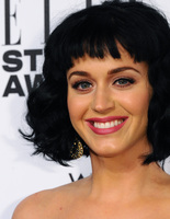 Звезды на Elle Style Awards 2014: макияж и прически Звезды на Elle Style Awards 2014: макияж и прически