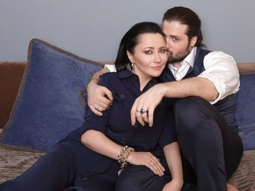 Мозгова показала Аксельрода у військовій формі під час рідкісної зустрічі з їхньою дочкою