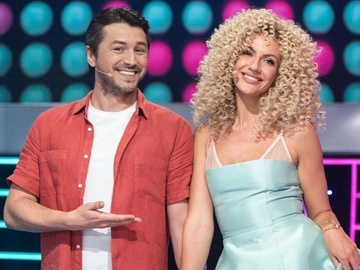 «Вітав із новосіллям»: Нікітюк показала, як спілкується з Притулою по відеозв'язку