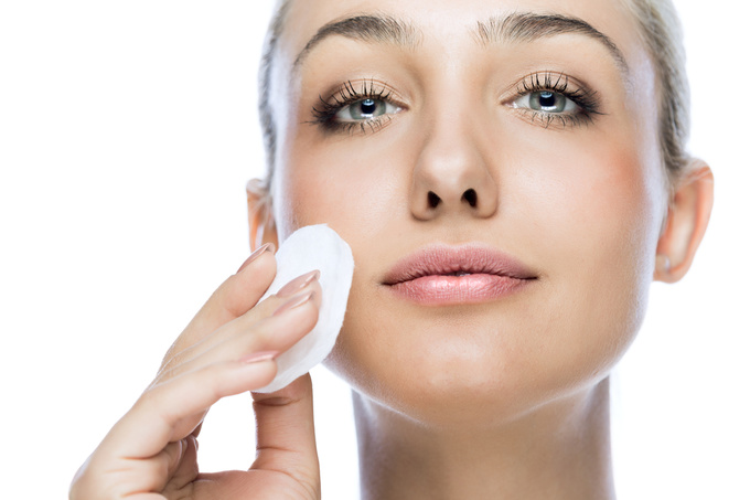 Полное очищение: как сделать кожу лица красивой и сияющей