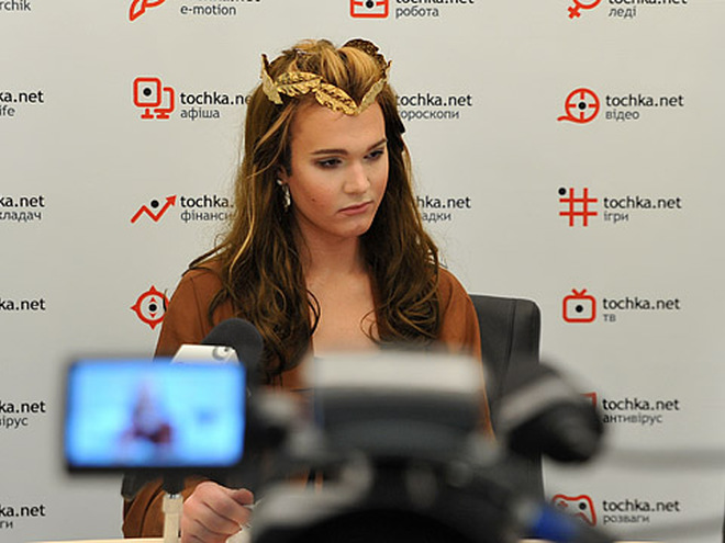 Борис Апрель