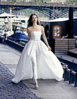 Что надеть на свадьбу осенью: 19 идей с брючным костюмом