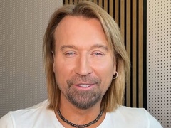 «Втікач» Винник засвітився на концерті Сердючки