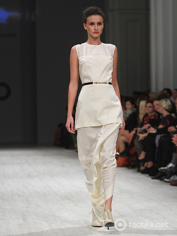 показ Anna Bublik